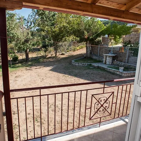 'mega Spileo' Mountain House * Kalivitis