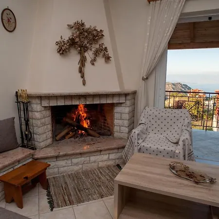 'mega Spileo' Mountain House Сasa de vacaciones