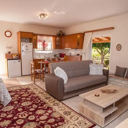 'mega Spileo' Mountain House Holiday home
