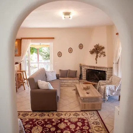 'mega Spileo' Mountain House *